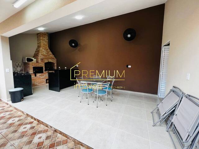 Casa para Venda em Jundiaí - 3