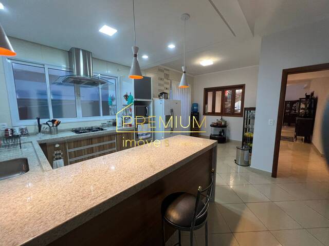 Casa para Venda em Jundiaí - 2