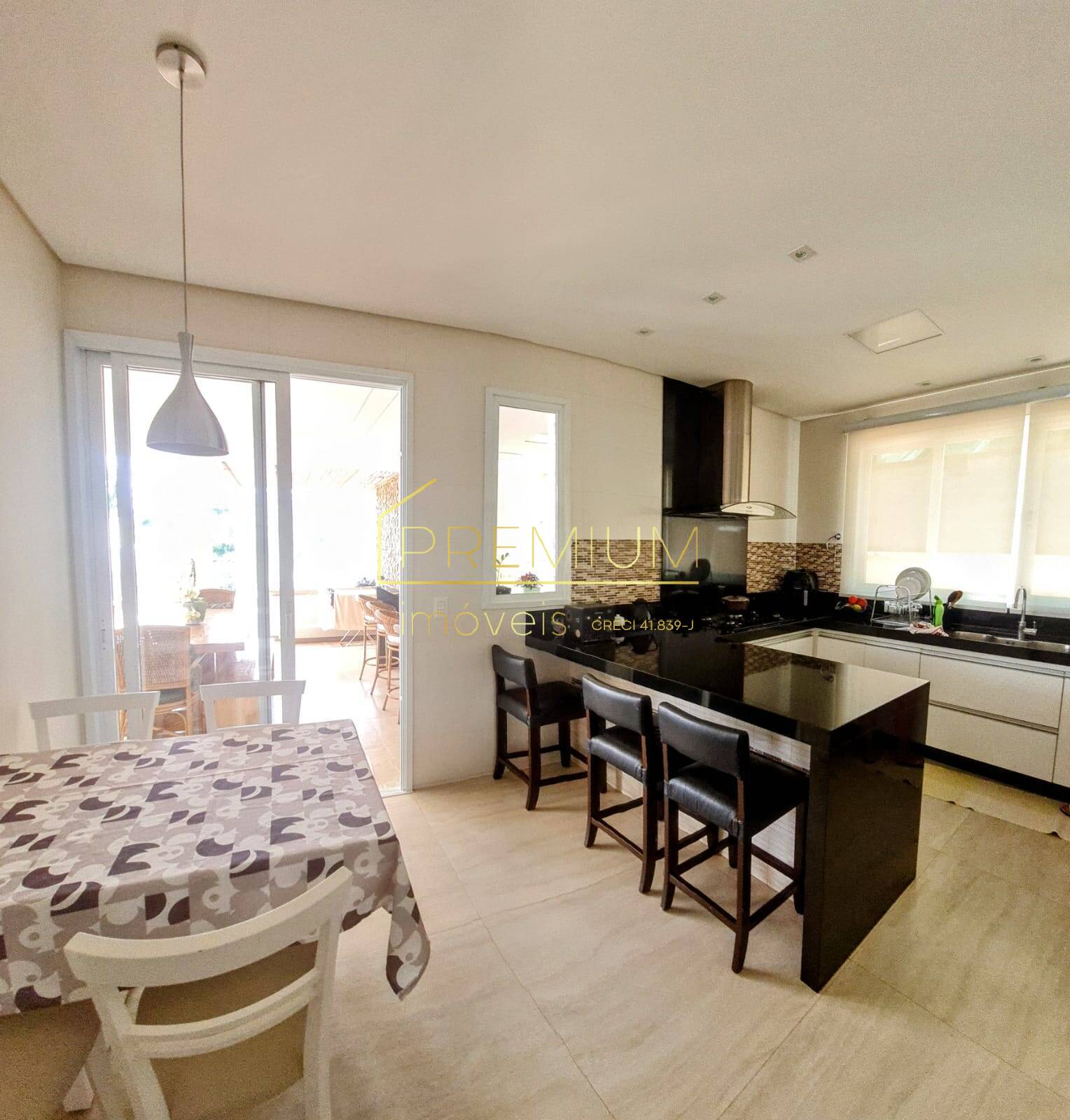 Casa, 3 quartos, 380 m² - Foto 35
