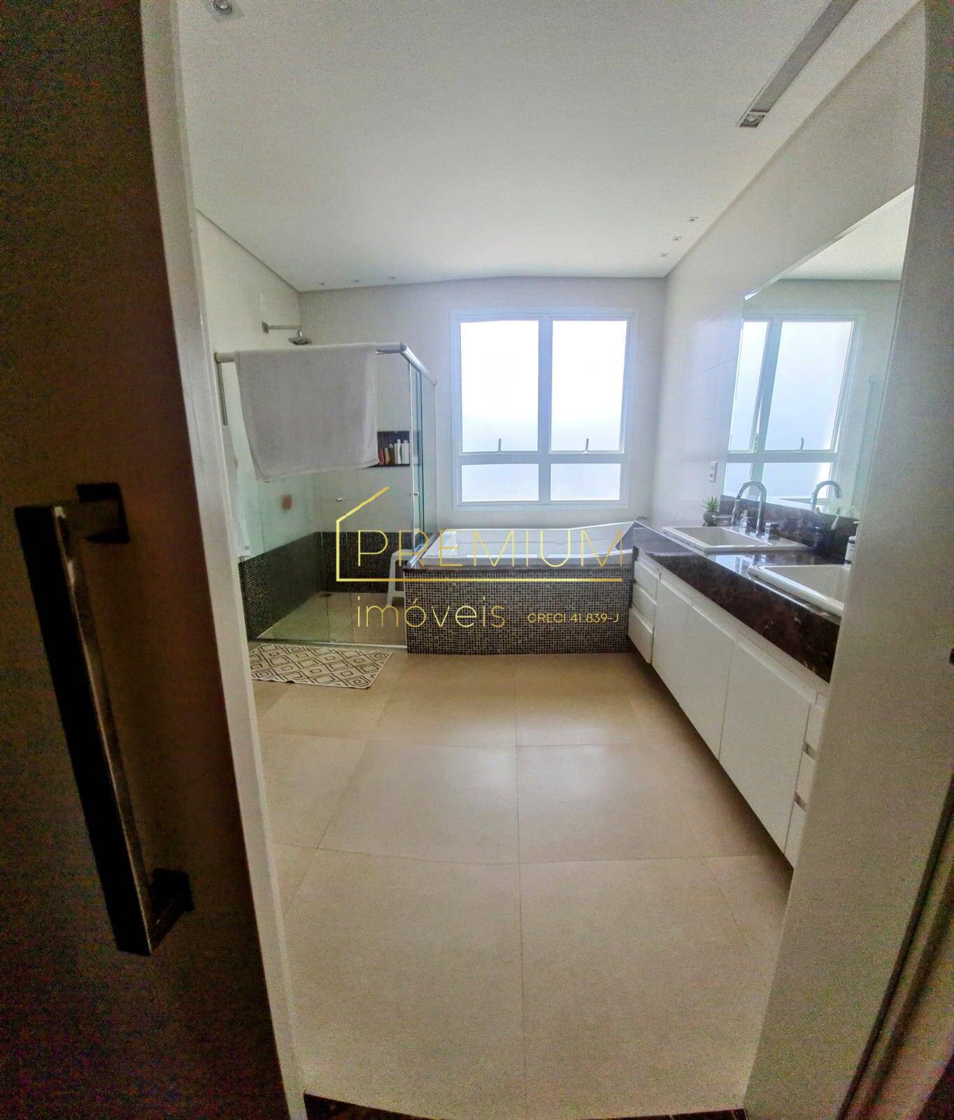 Casa, 3 quartos, 380 m² - Foto 37