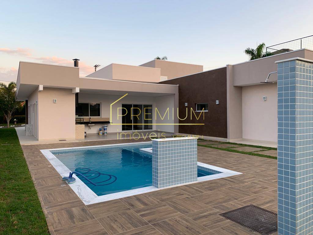 Casa, 3 quartos, 270 m² - Foto 2