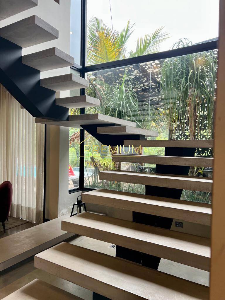 Casa à venda e aluguel com 4 quartos, 600m² - Foto 4