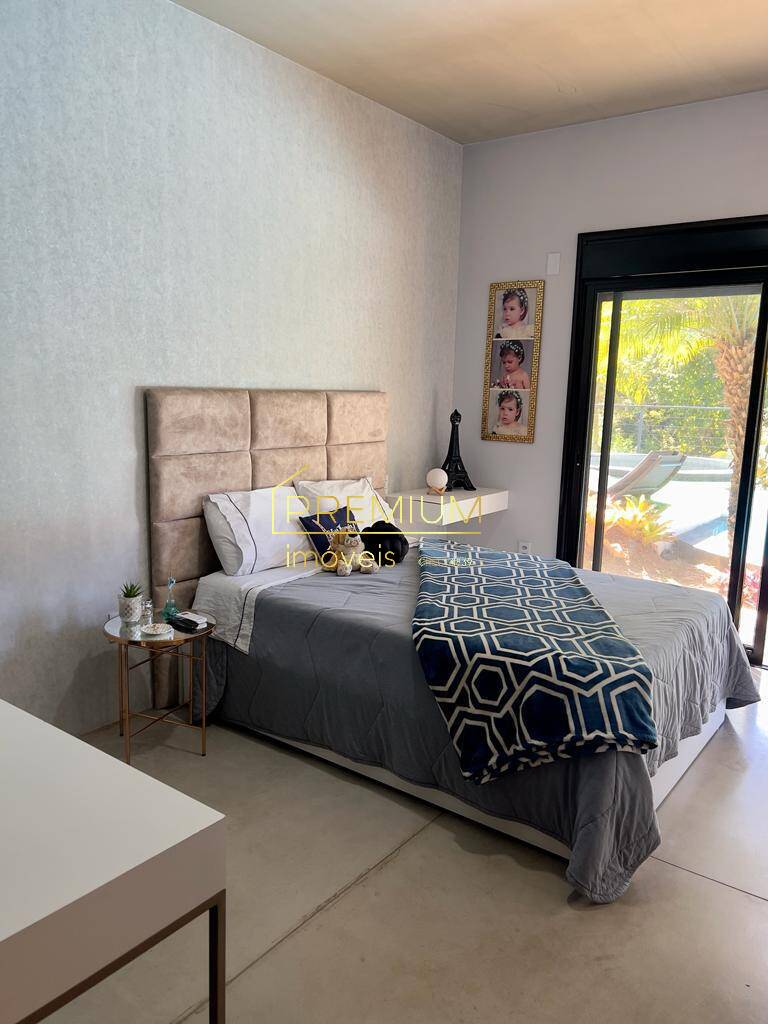 Casa à venda e aluguel com 4 quartos, 600m² - Foto 13