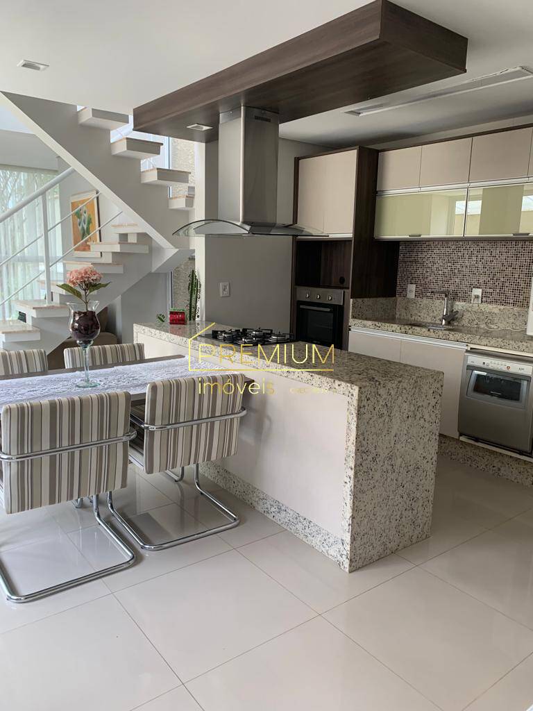 Casa à venda com 3 quartos, 161m² - Foto 4