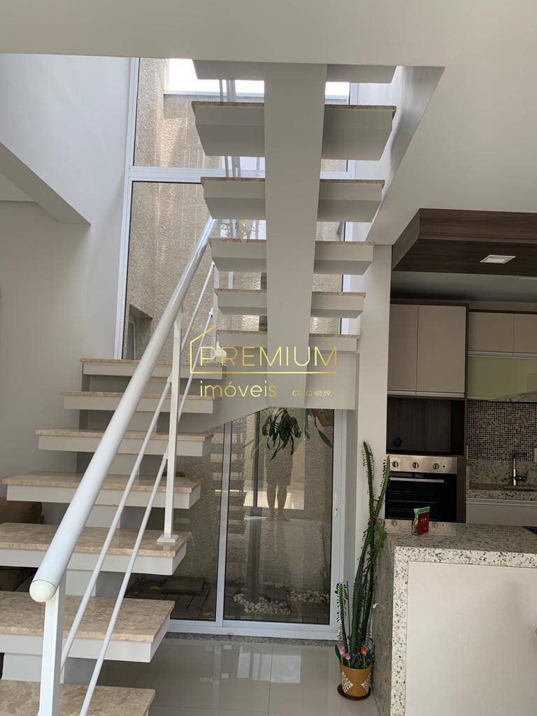 Casa à venda com 3 quartos, 161m² - Foto 9