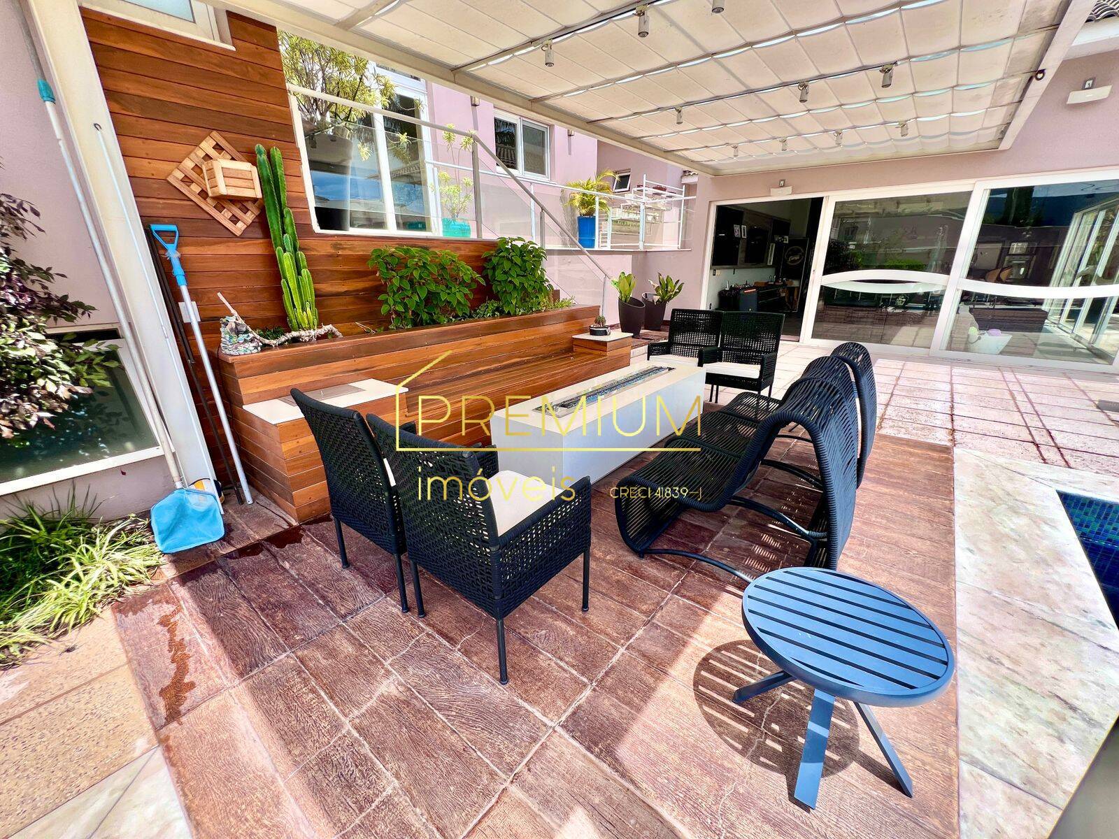 Casa à venda com 4 quartos, 618m² - Foto 5