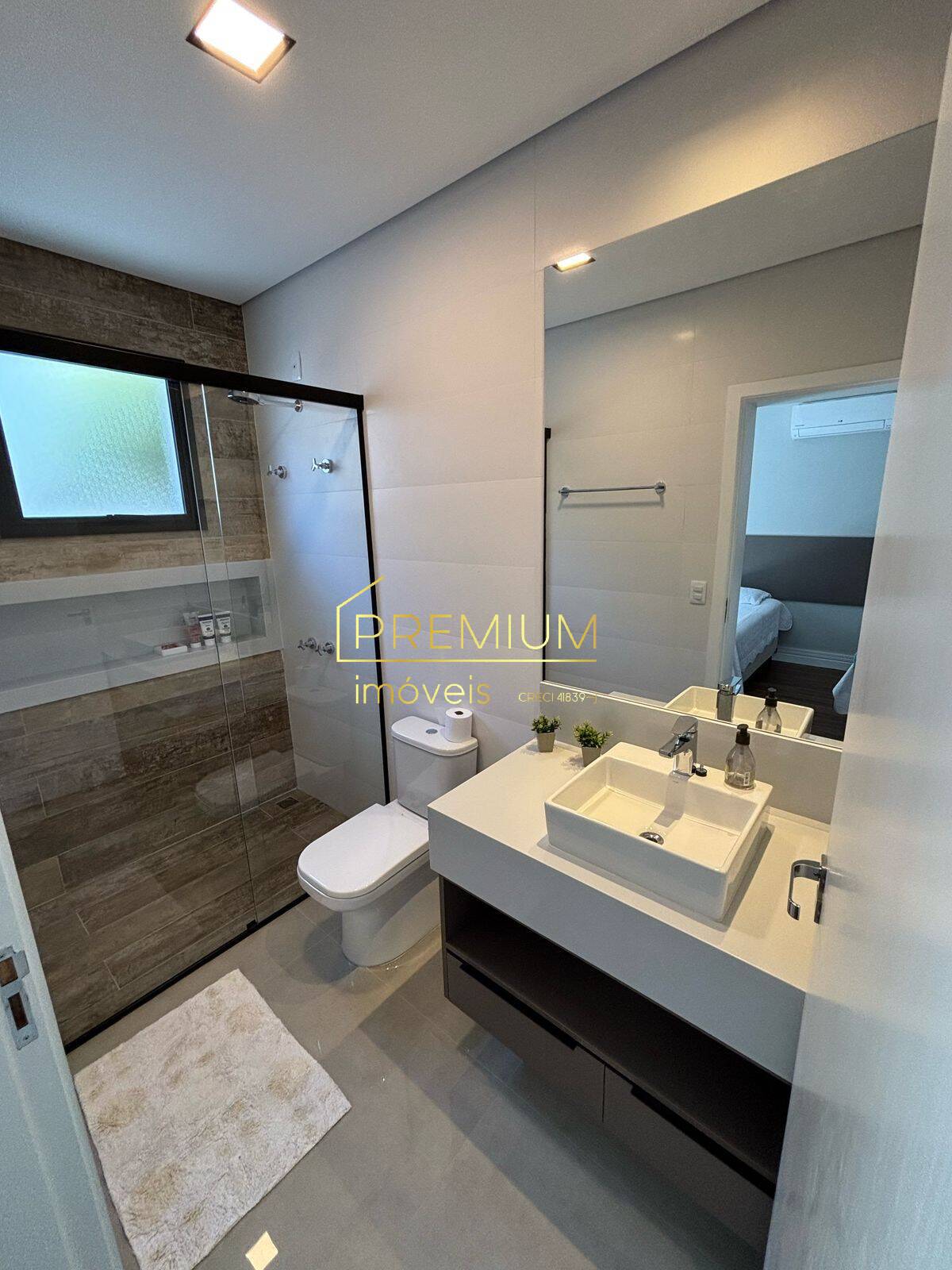 Casa à venda com 3 quartos, 298m² - Foto 18