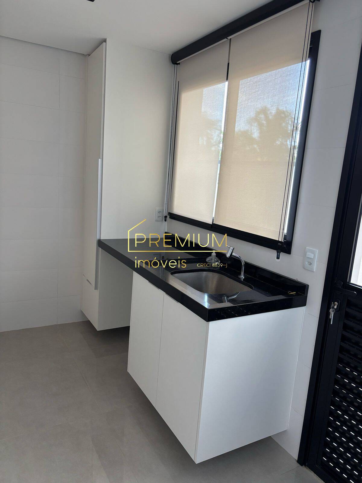 Casa à venda com 3 quartos, 298m² - Foto 22