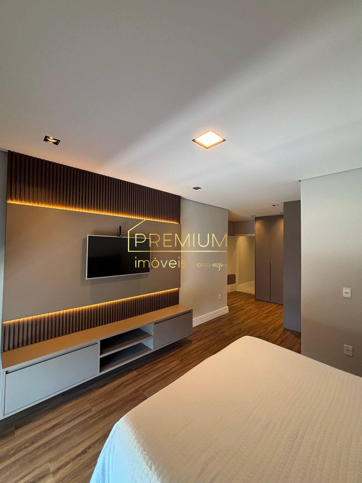 Casa à venda com 3 quartos, 298m² - Foto 26