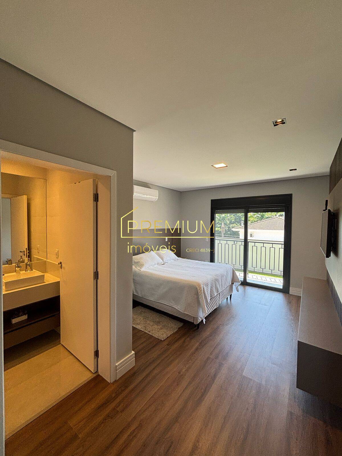 Casa à venda com 3 quartos, 298m² - Foto 29