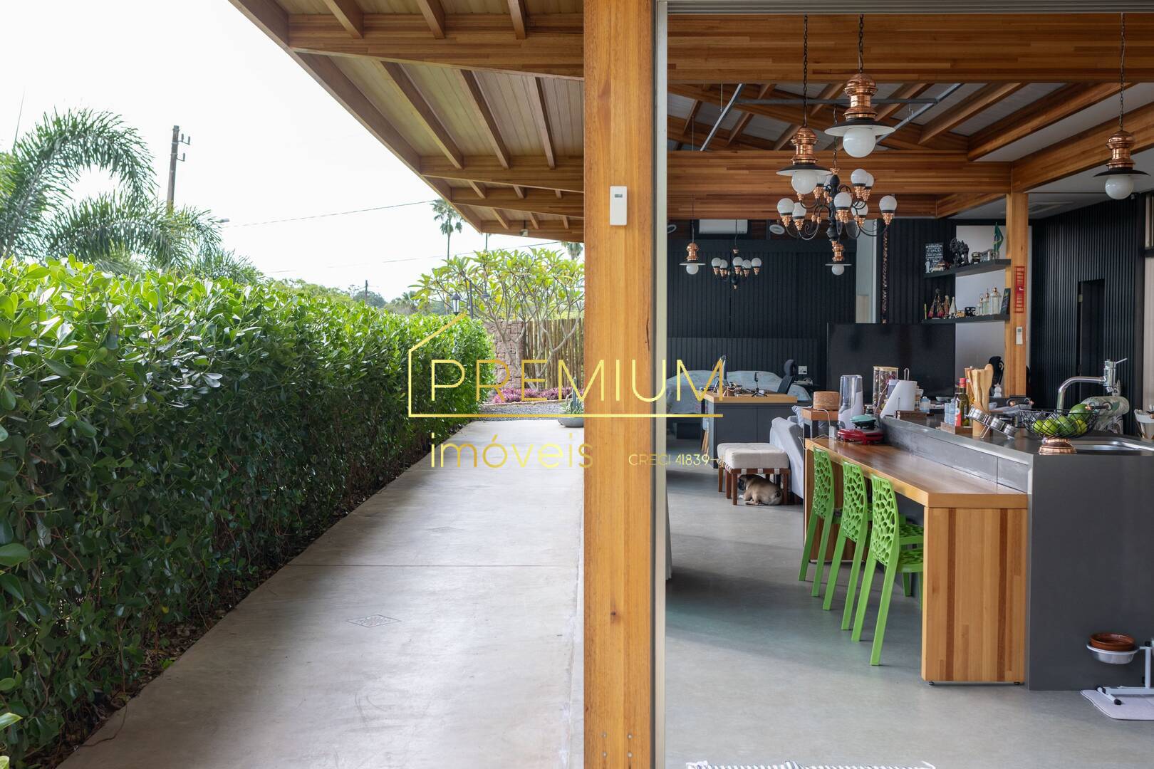 Casa de Condomínio à venda com 3 quartos, 240m² - Foto 11