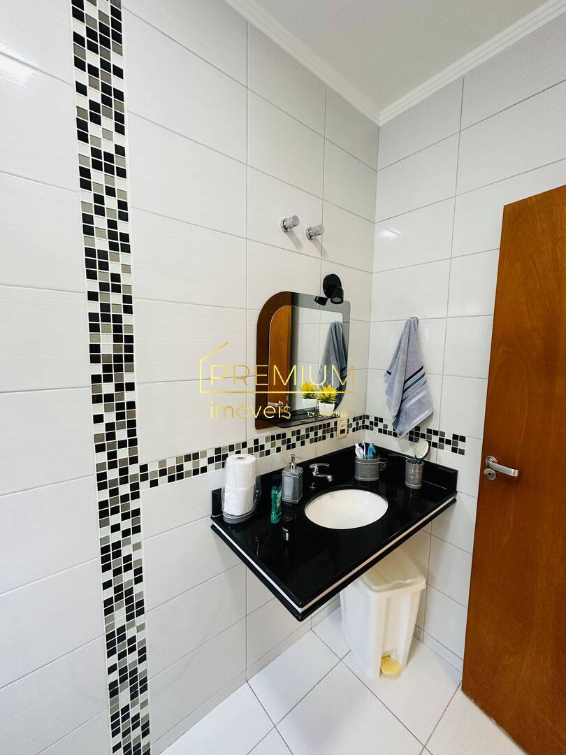 Casa à venda com 3 quartos, 346m² - Foto 14