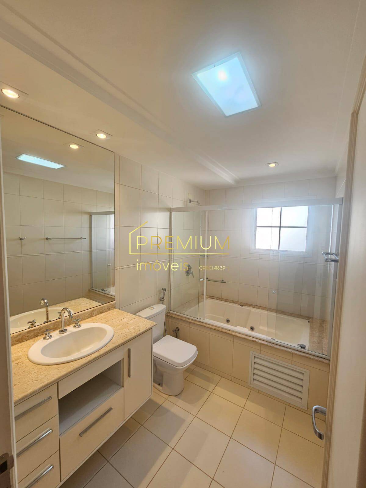 Apartamento à venda e aluguel com 3 quartos, 157m² - Foto 13