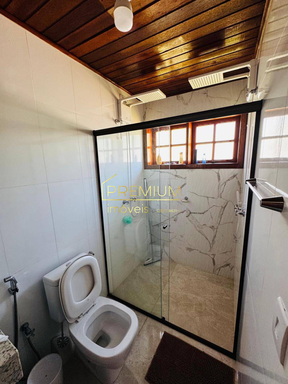 Casa à venda com 4 quartos, 240m² - Foto 8