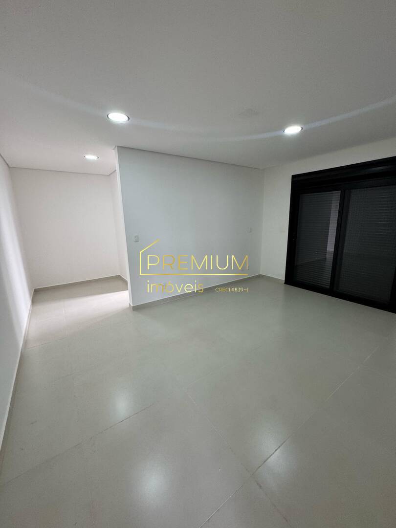Casa à venda com 3 quartos, 300m² - Foto 8