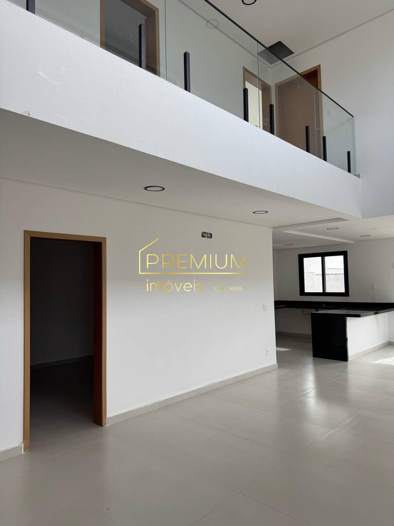 Casa à venda com 3 quartos, 300m² - Foto 3