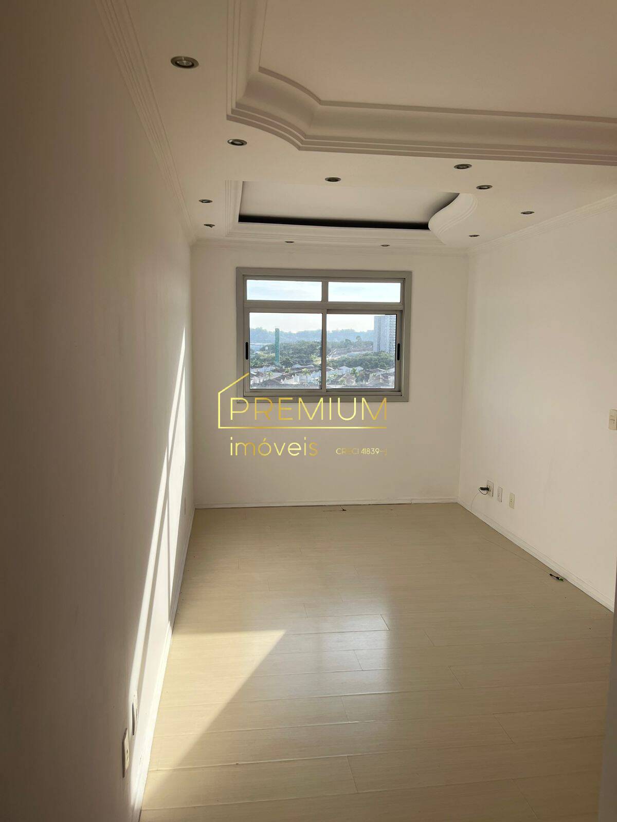 Apartamento à venda com 2 quartos, 58m² - Foto 1