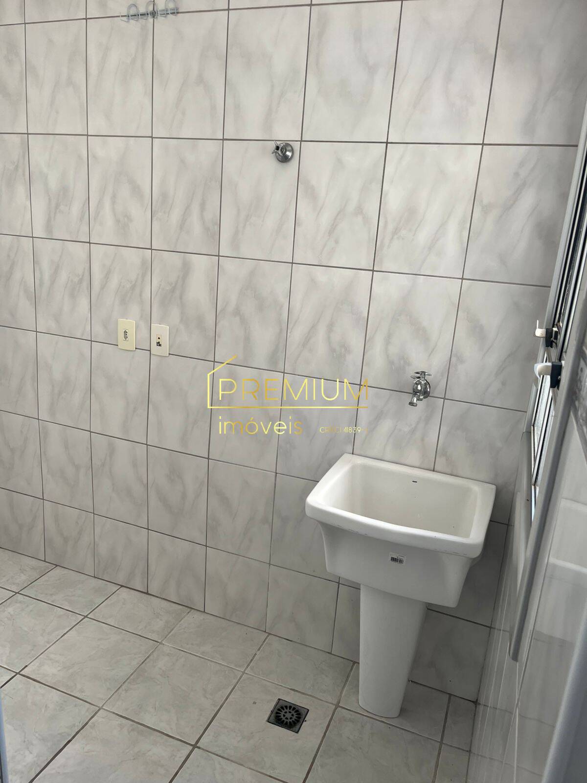 Apartamento à venda com 2 quartos, 58m² - Foto 14