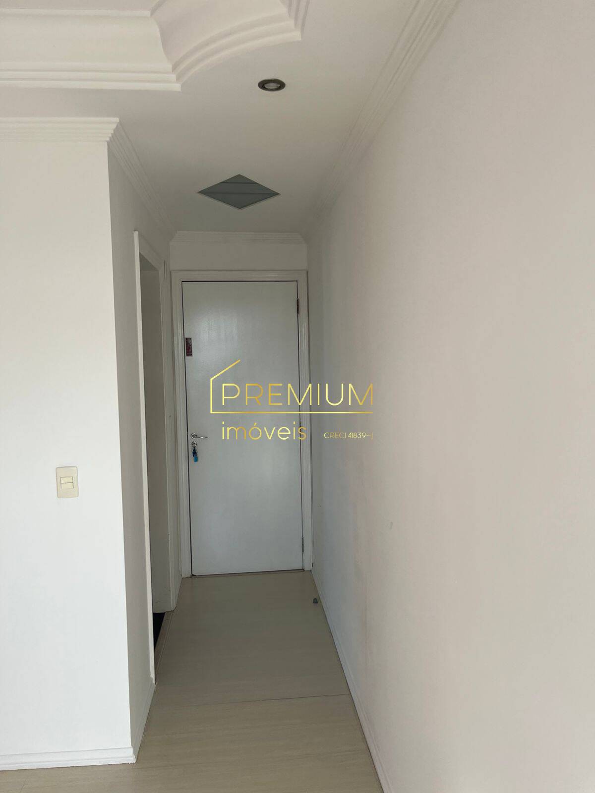 Apartamento à venda com 2 quartos, 58m² - Foto 11