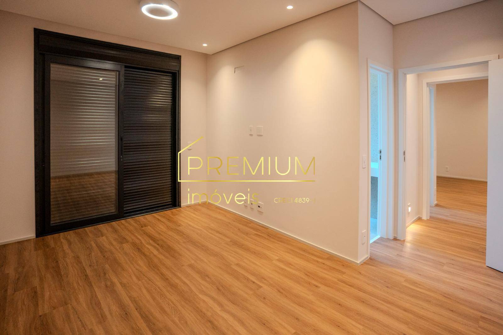 Casa à venda com 4 quartos, 348m² - Foto 8