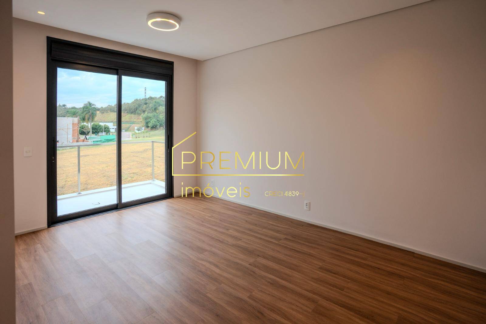 Casa à venda com 4 quartos, 348m² - Foto 10