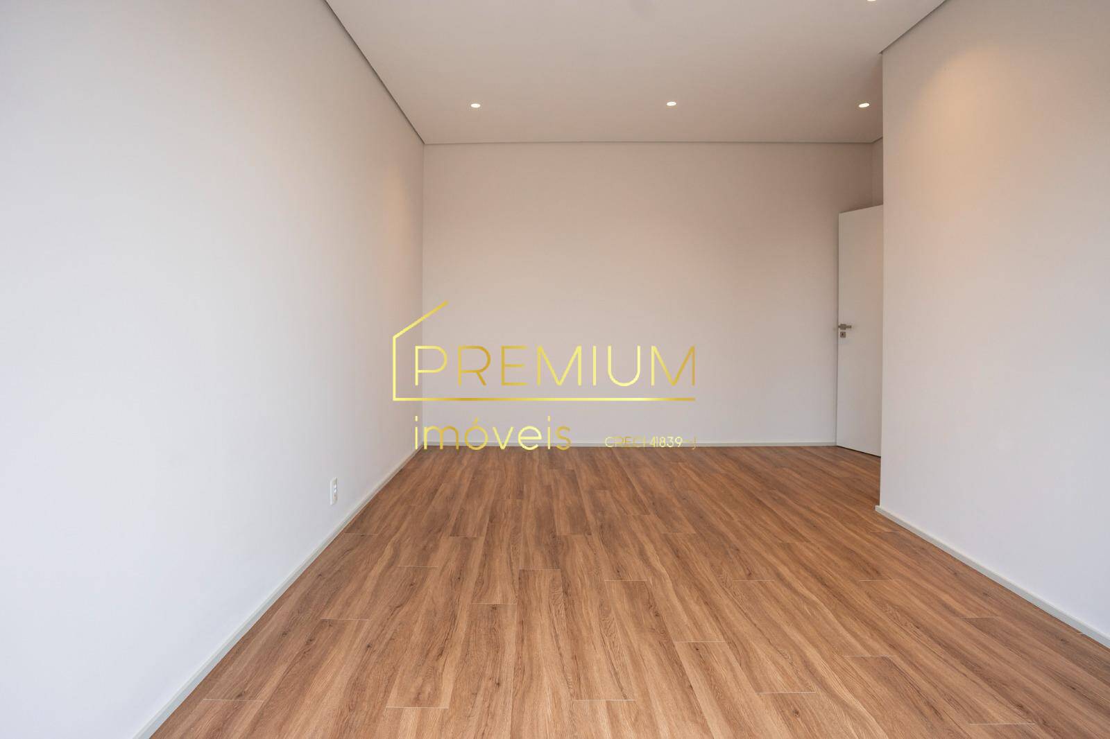Casa à venda com 4 quartos, 348m² - Foto 11