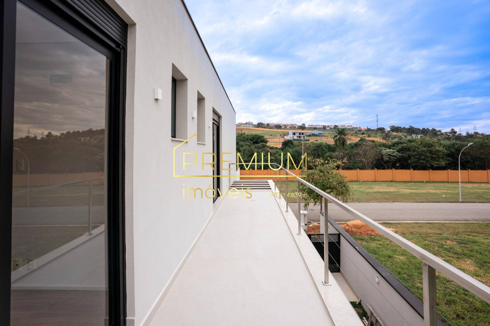 Casa à venda com 4 quartos, 348m² - Foto 17