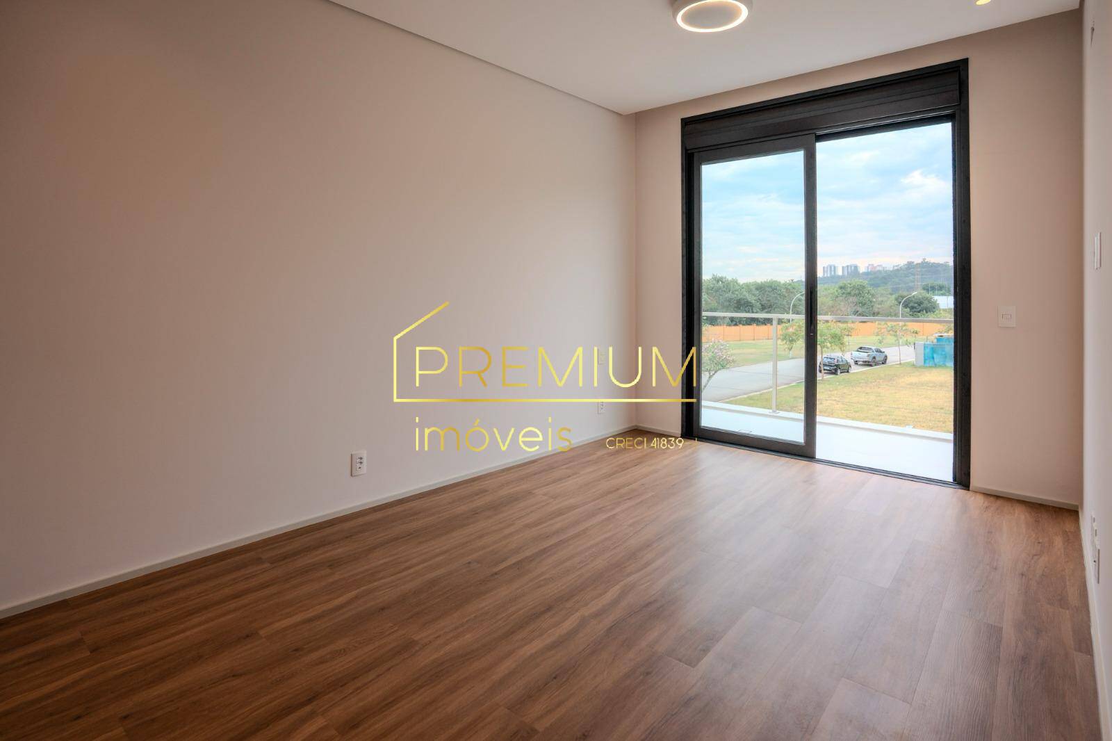 Casa à venda com 4 quartos, 348m² - Foto 16