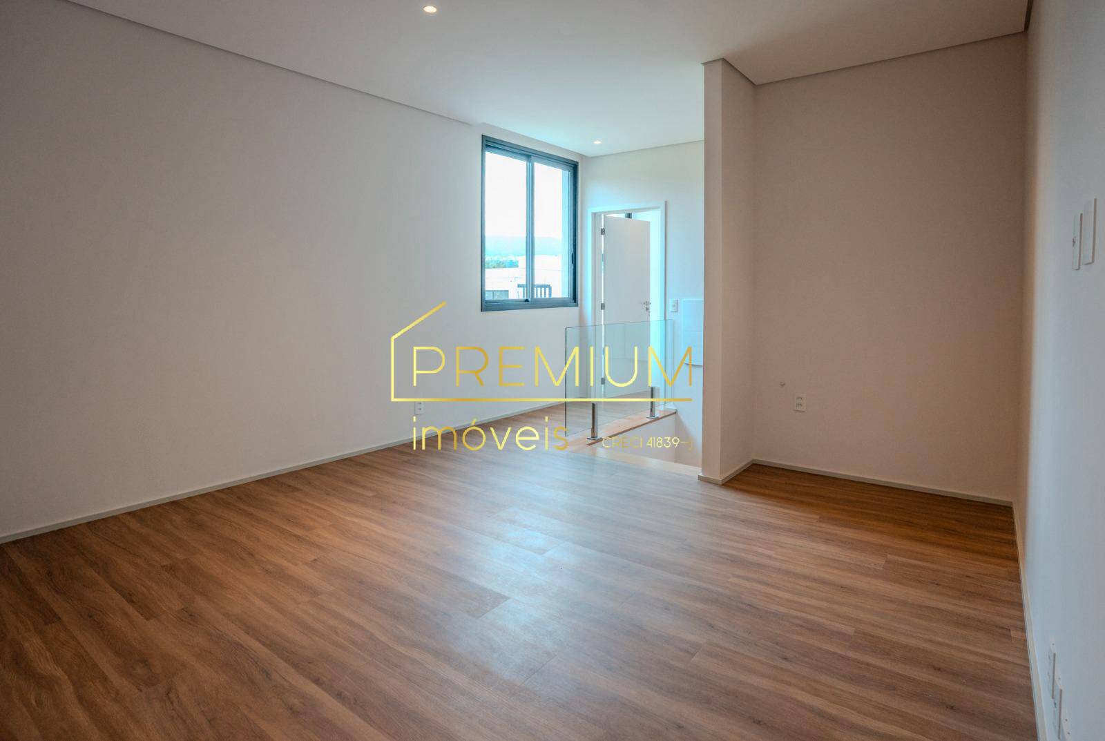 Casa à venda com 4 quartos, 348m² - Foto 27
