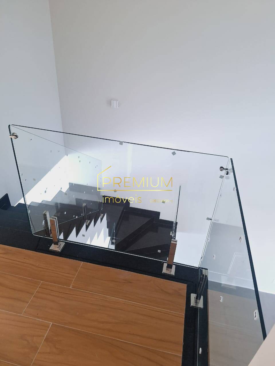 Casa à venda com 4 quartos, 204m² - Foto 3
