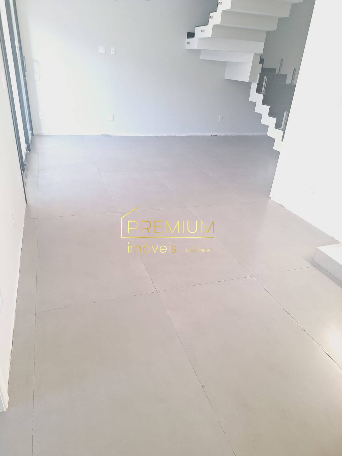 Casa à venda com 4 quartos, 204m² - Foto 5