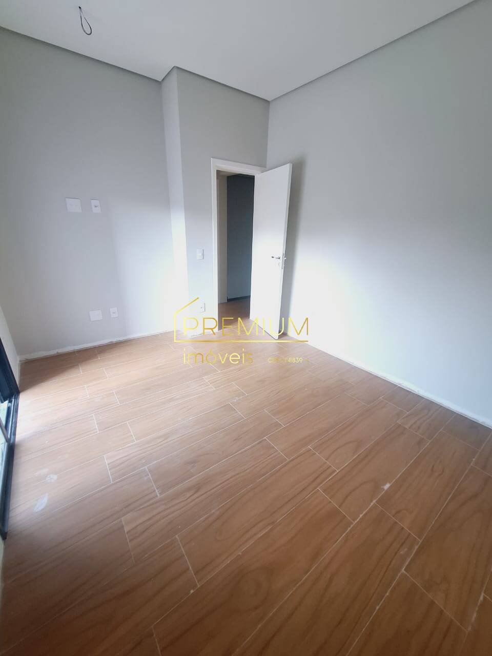 Casa à venda com 4 quartos, 204m² - Foto 11