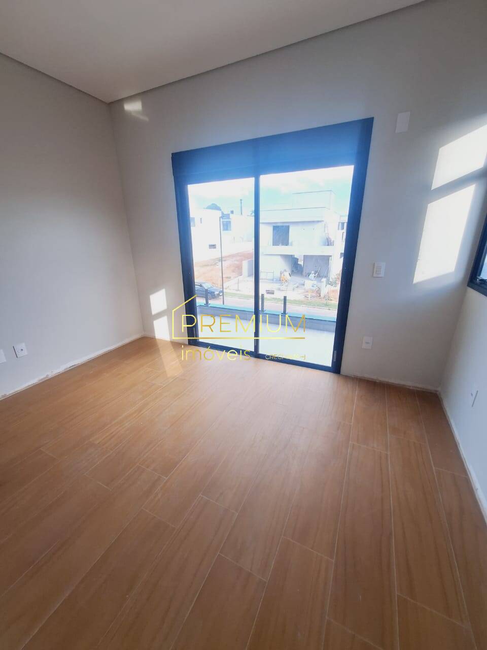 Casa à venda com 4 quartos, 204m² - Foto 17