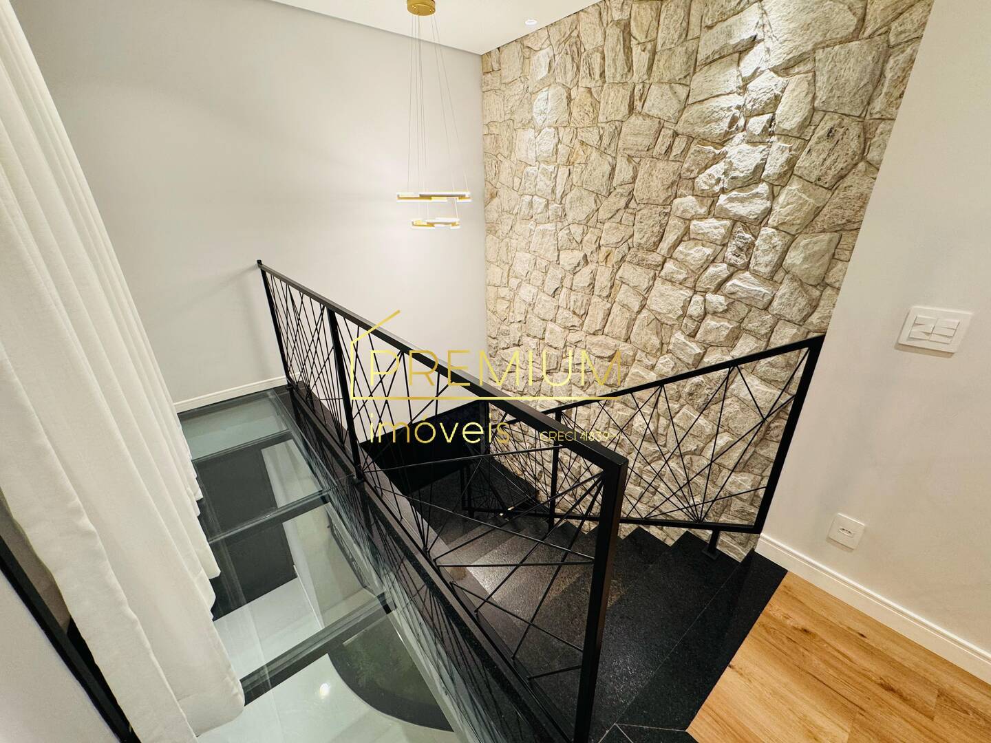 Casa à venda com 3 quartos, 338m² - Foto 37