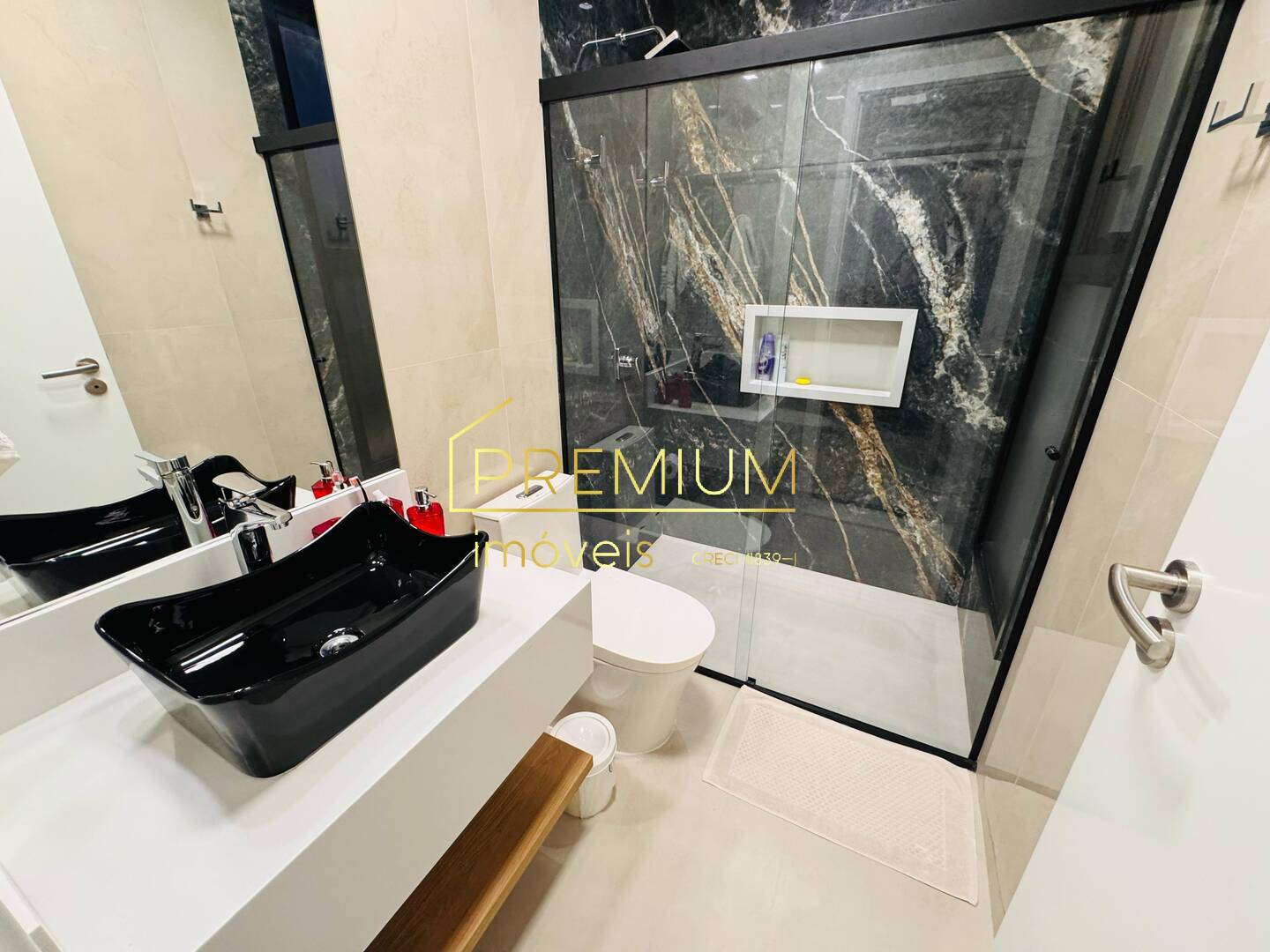Casa à venda com 3 quartos, 338m² - Foto 43
