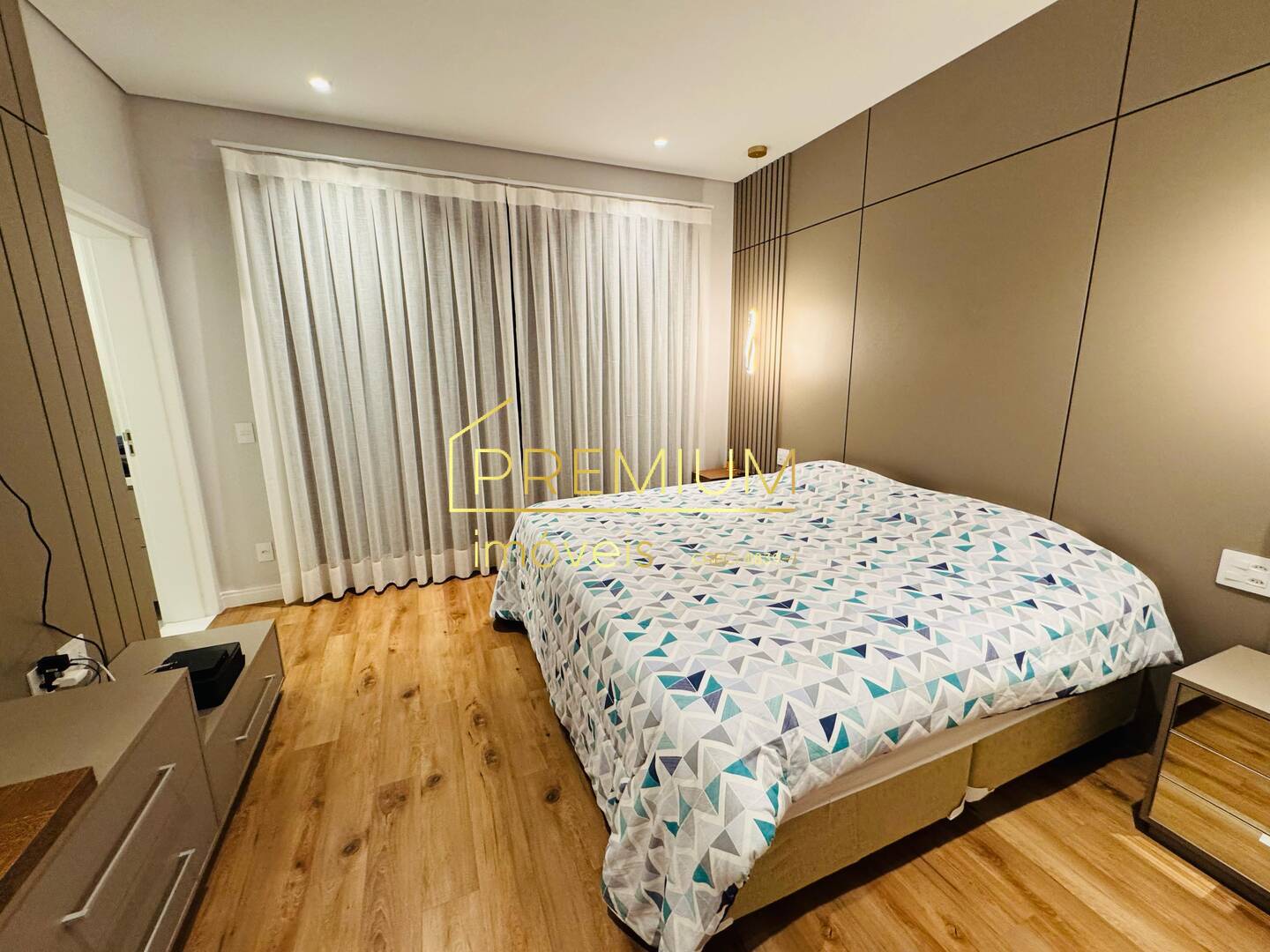 Casa à venda com 3 quartos, 338m² - Foto 49