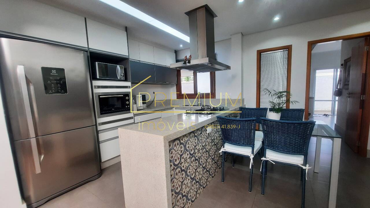 Casa, 3 quartos, 251 m² - Foto 13