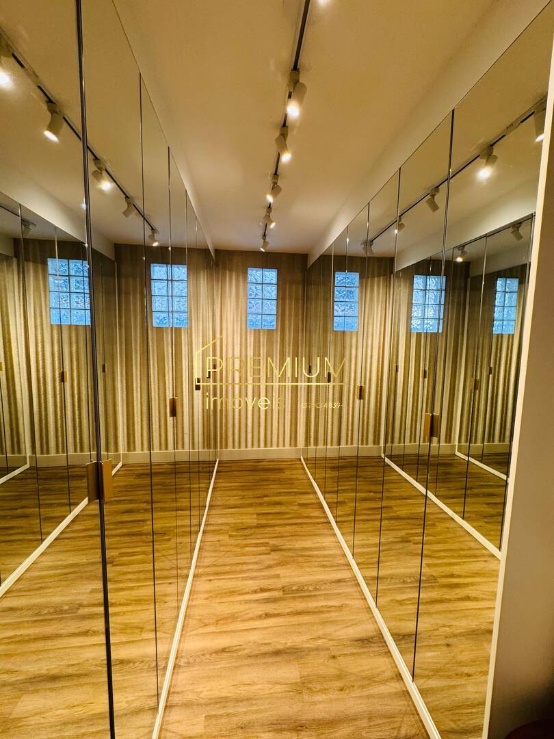 Casa à venda com 3 quartos, 250m² - Foto 18