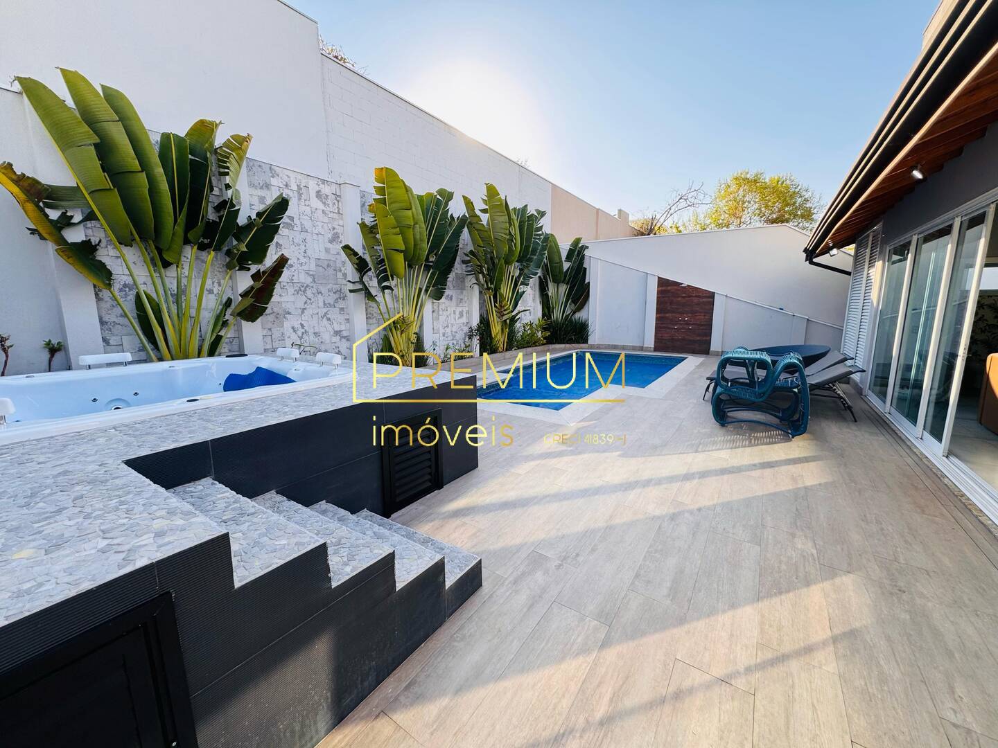 Casa à venda com 3 quartos, 250m² - Foto 30