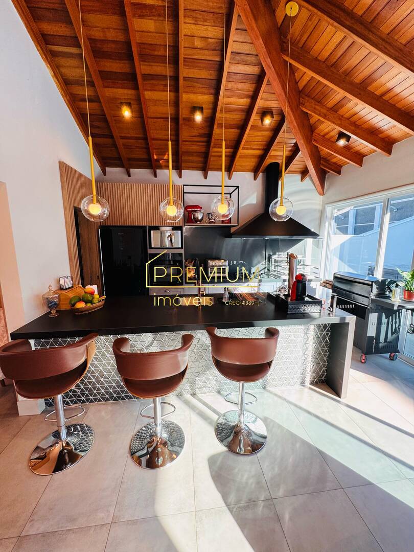 Casa à venda com 3 quartos, 250m² - Foto 41