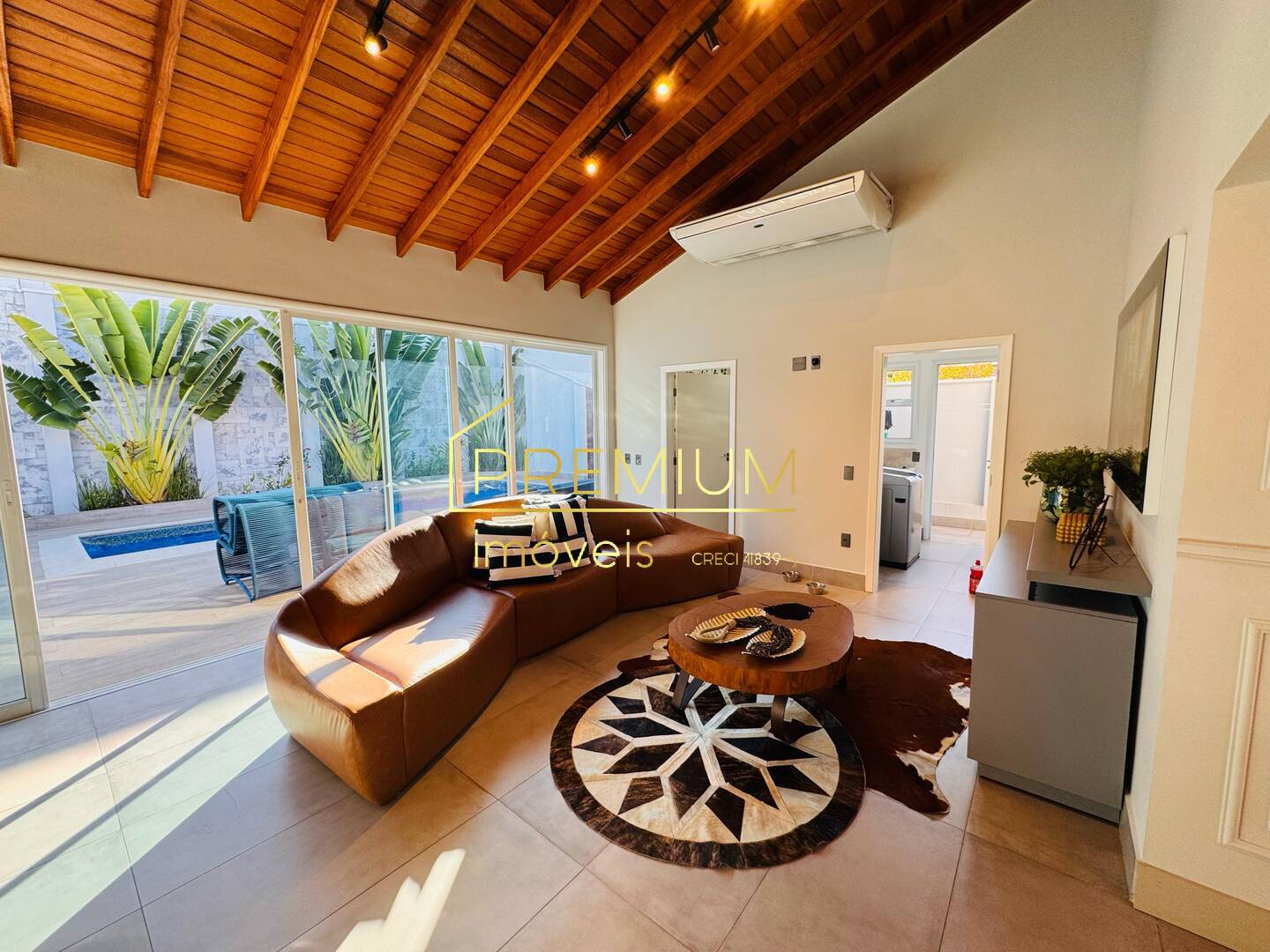 Casa à venda com 3 quartos, 250m² - Foto 47
