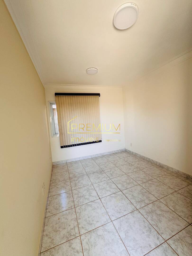 Casa para alugar com 4 quartos, 427m² - Foto 8