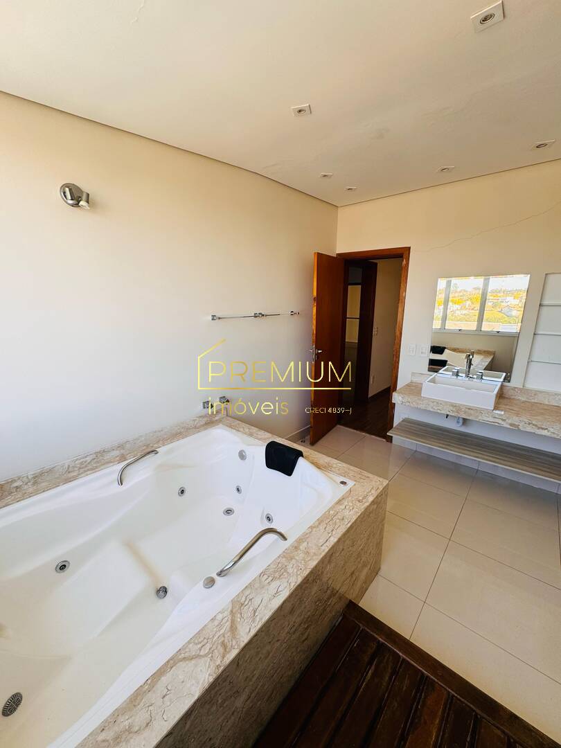 Casa para alugar com 4 quartos, 427m² - Foto 26