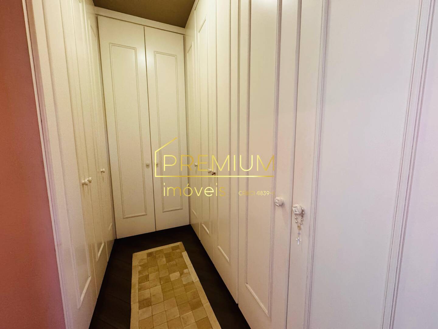Casa à venda com 3 quartos, 349m² - Foto 11