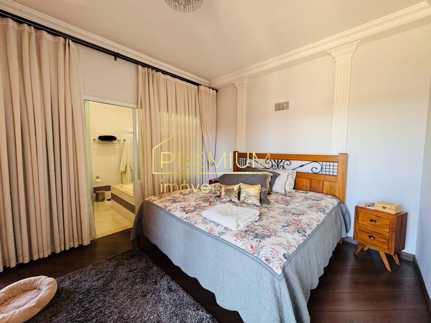 Casa à venda com 3 quartos, 349m² - Foto 12