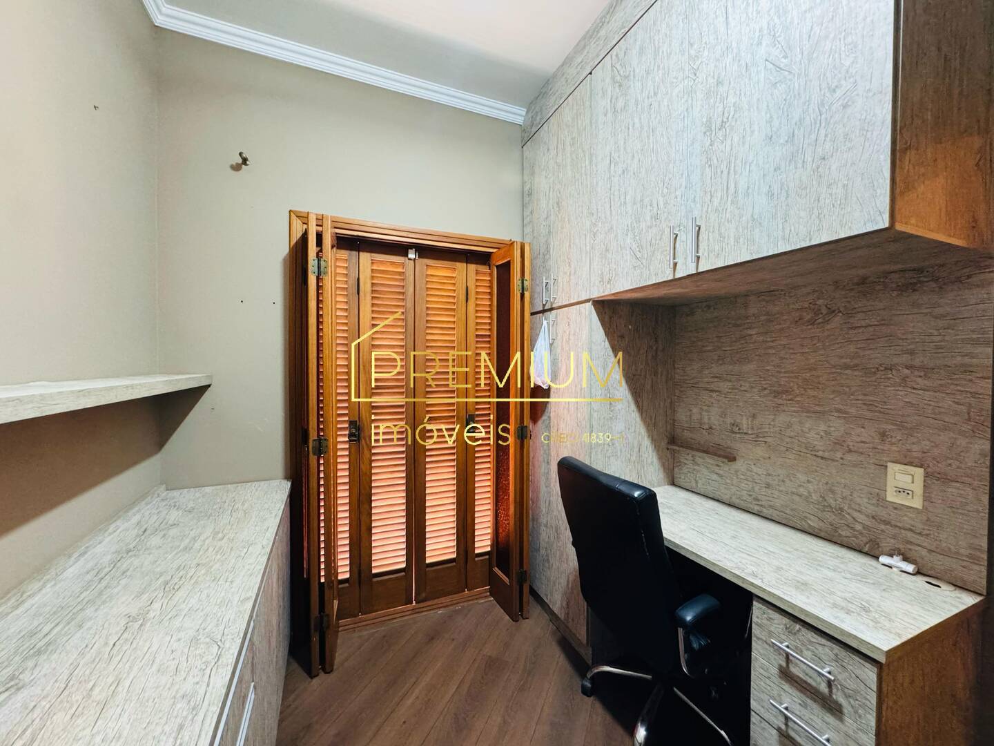 Casa à venda com 3 quartos, 349m² - Foto 14