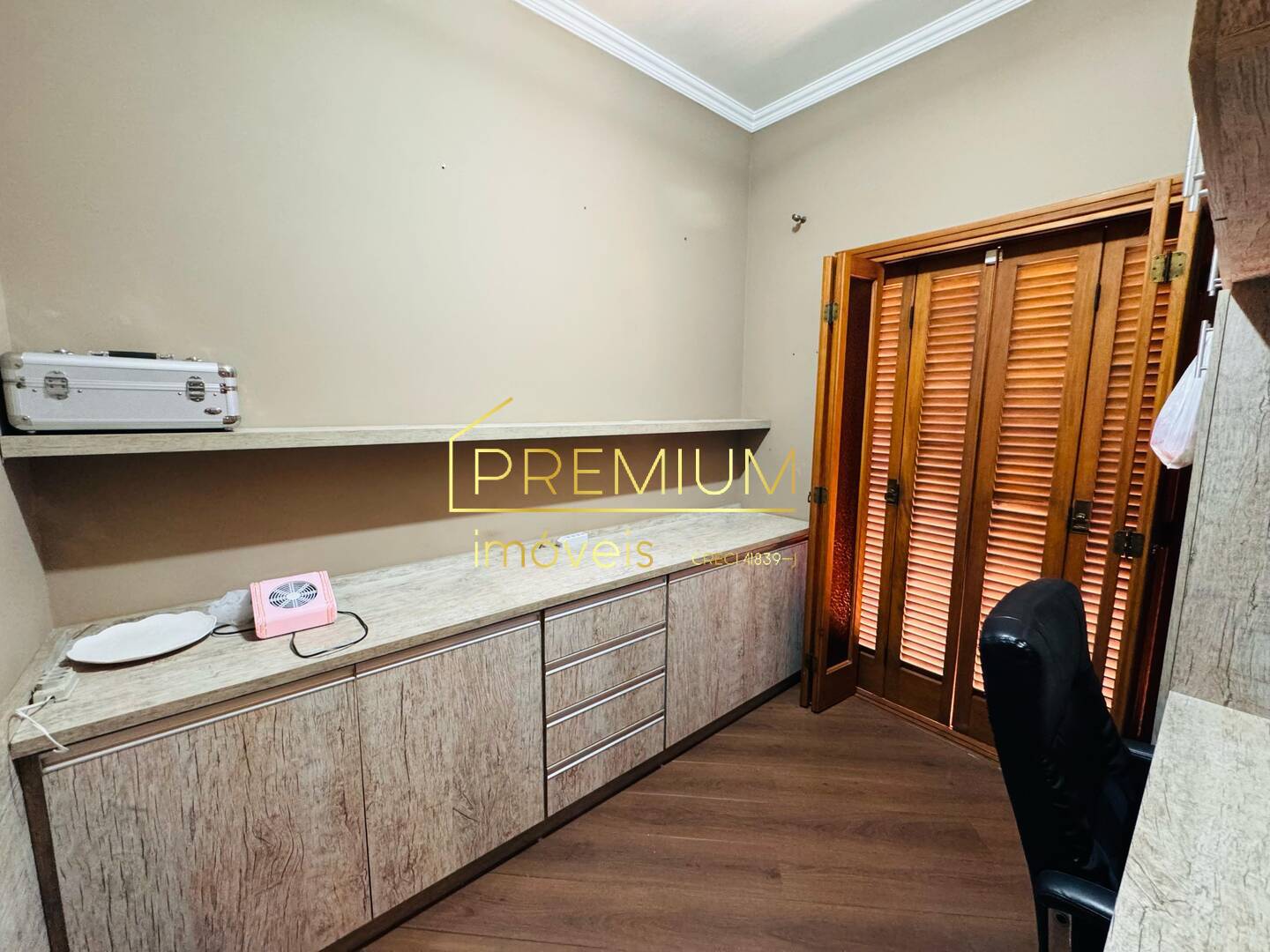 Casa à venda com 3 quartos, 349m² - Foto 15