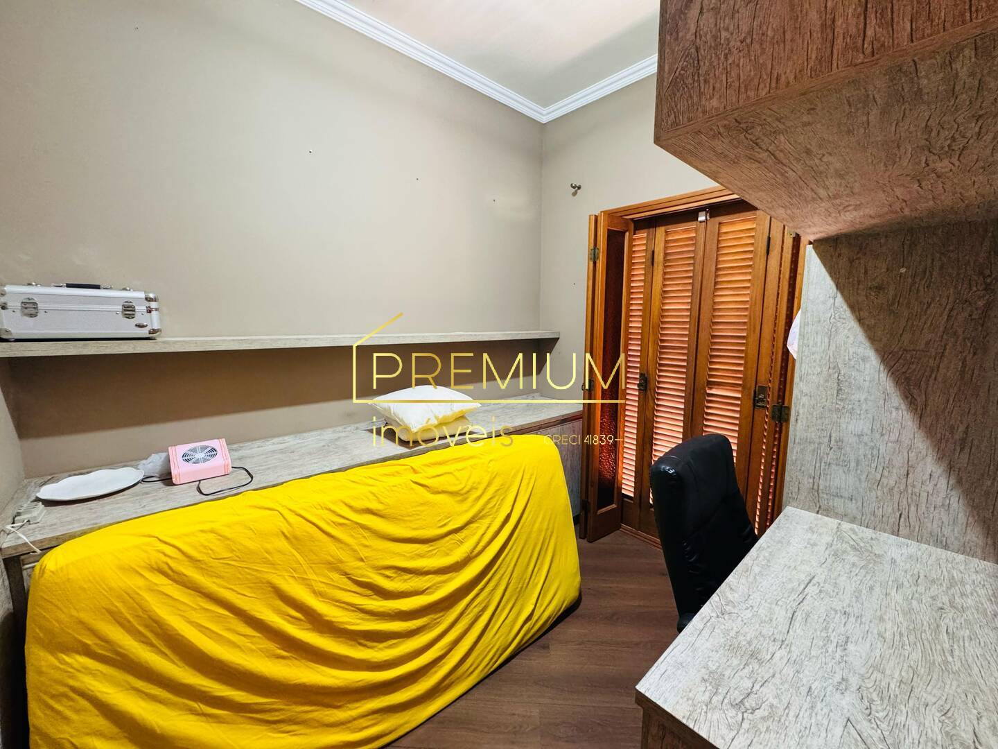 Casa à venda com 3 quartos, 349m² - Foto 16