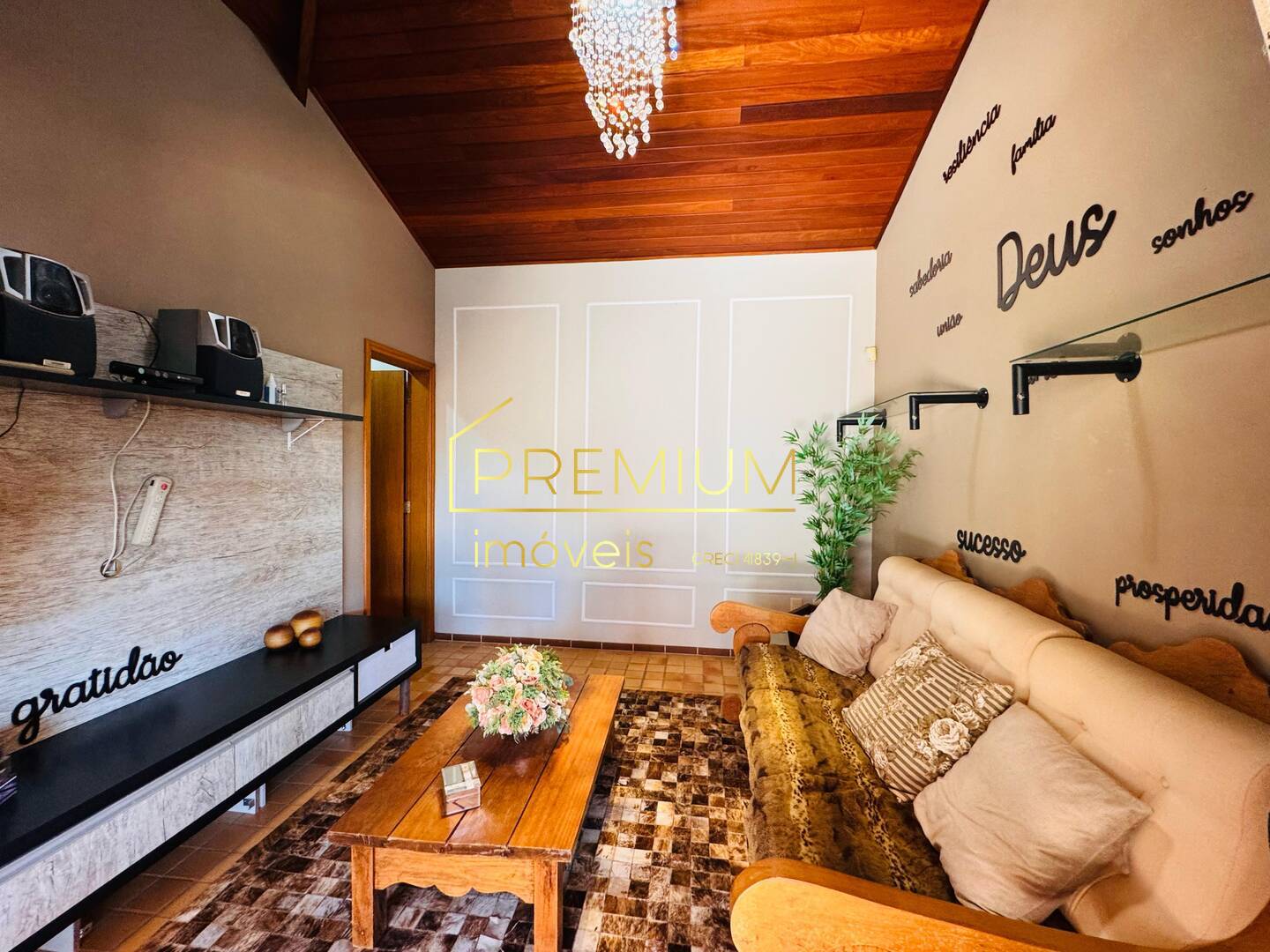 Casa à venda com 3 quartos, 349m² - Foto 27