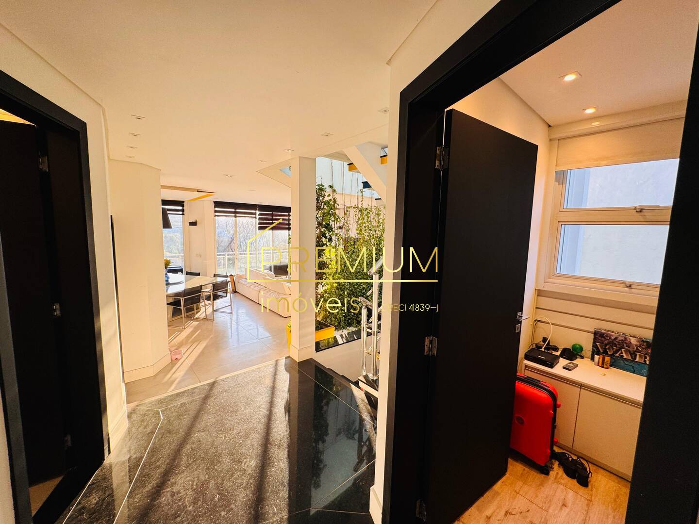 Casa à venda com 5 quartos, 440m² - Foto 3